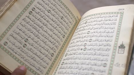 Leafing-Through-Quran
